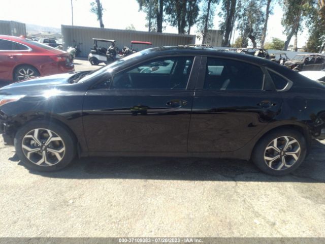 3KPF24AD0ME303080 KIA Forte Lxs