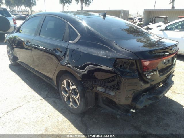 3KPF24AD0ME303080 KIA Forte Lxs