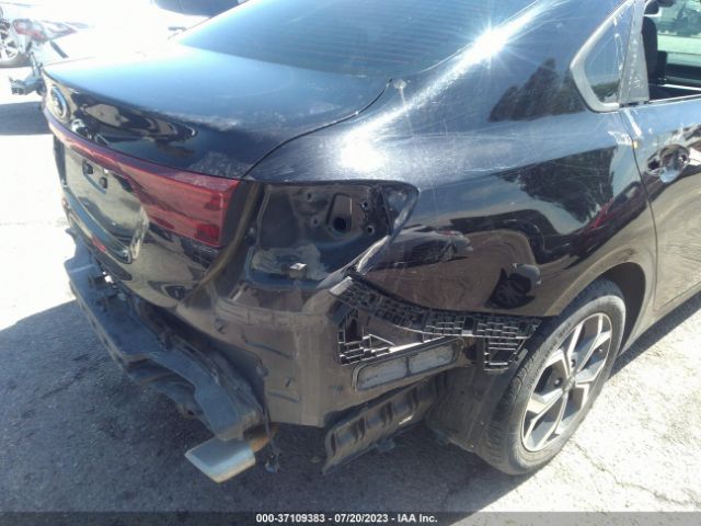 3KPF24AD0ME303080 KIA Forte Lxs