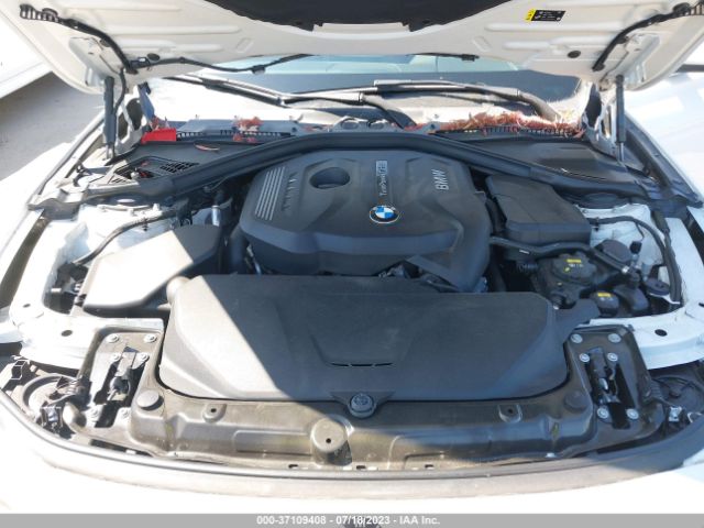 WBA8B9C5XHK676090 BMW 330I