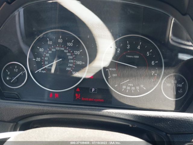 WBA8B9C5XHK676090 BMW 330I