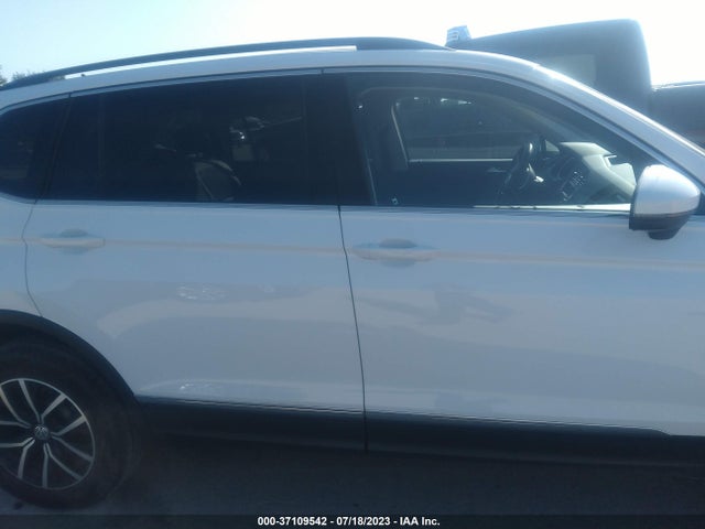 3VV3B7AX2MM066100 Volkswagen Tiguan Se/se R-line Black/sel