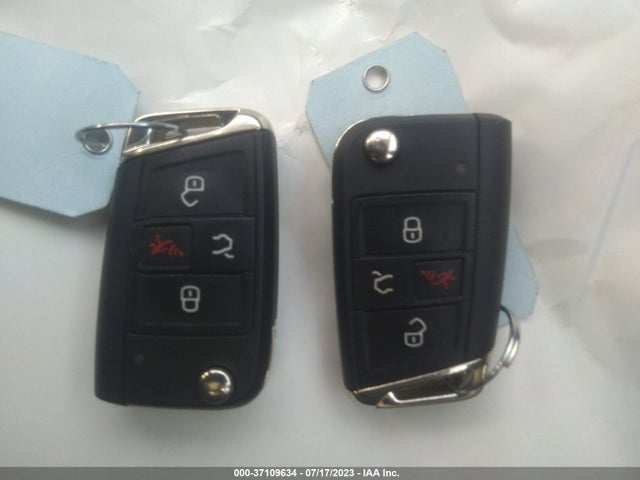 3VWH17AU3JM758856 Volkswagen Golf Alltrack S/se/sel