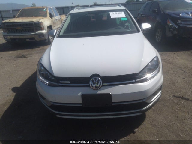 3VWH17AU3JM758856 Volkswagen Golf Alltrack S/se/sel
