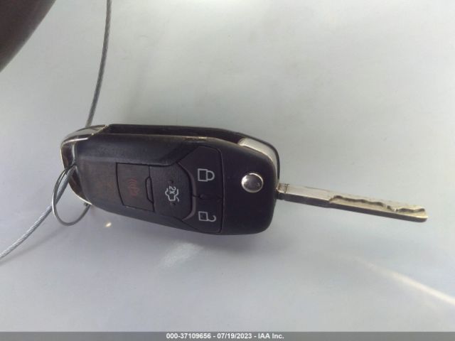 3FA6P0T93GR142617 Ford FUSION SE