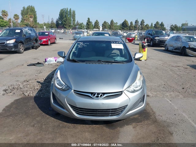 Hyundai ELANTRA SE 2016 5NPDH4AE3GH700328 Image 4