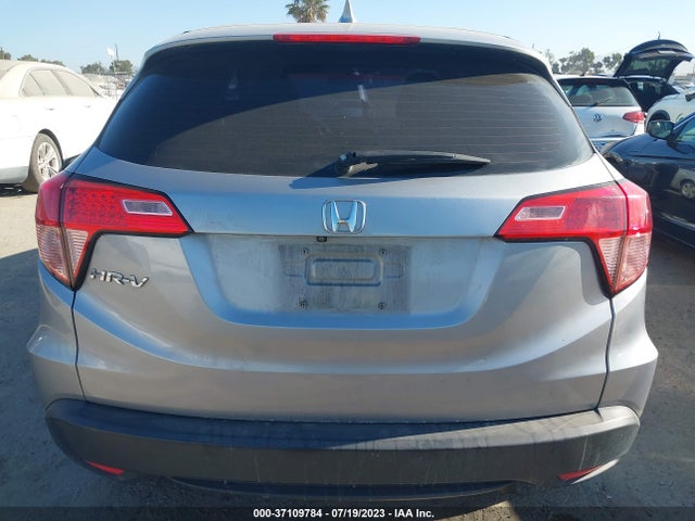 Honda HR-V LX 2018 3CZRU5H37JM715731 Image 16