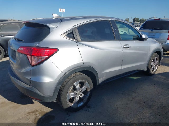 Honda HR-V LX 2018 3CZRU5H37JM715731 Image 4