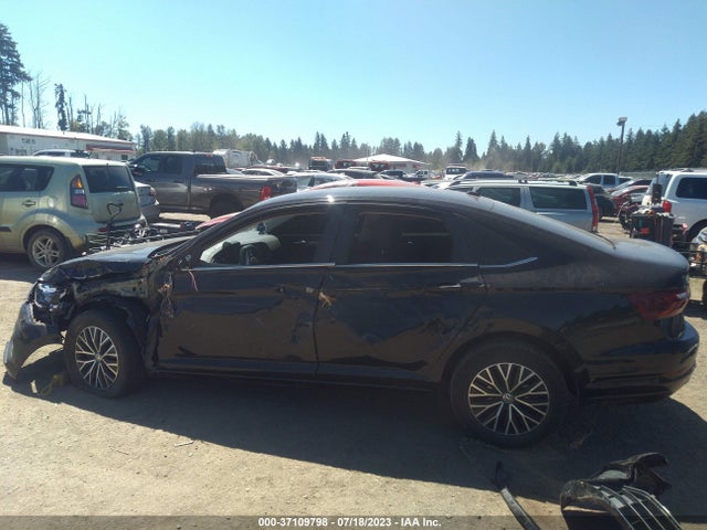 3VWC57BU2MM022556 Volkswagen Jetta S/se/r-line