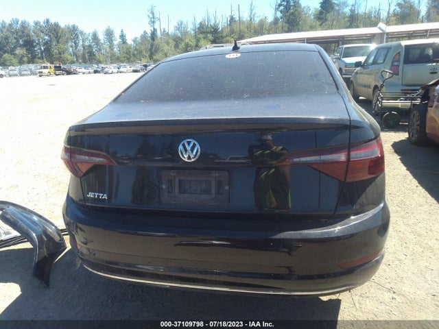 3VWC57BU2MM022556 Volkswagen Jetta S/se/r-line