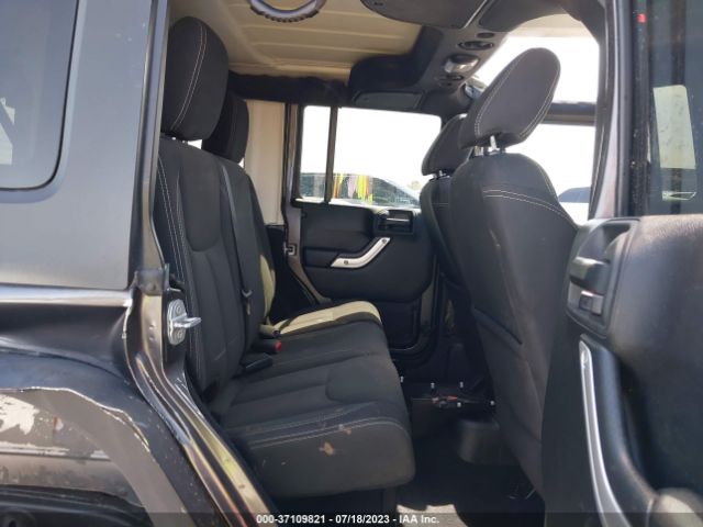 1C4BJWFG1GL266908 Jeep Wrangler Unlimited Rubicon