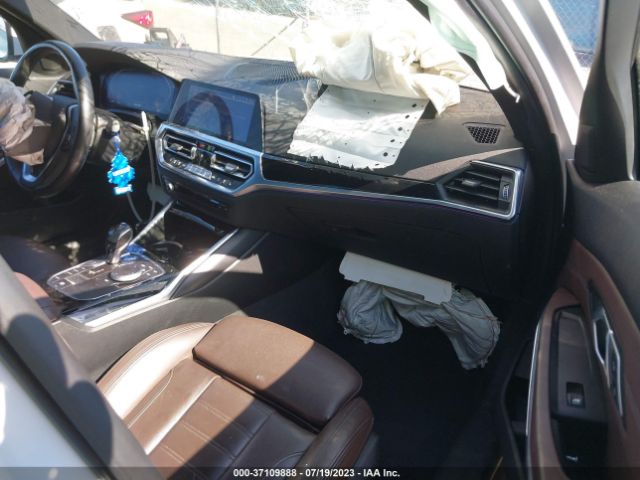 WBA5R1C55KAK07874 BMW 3 Series 330i