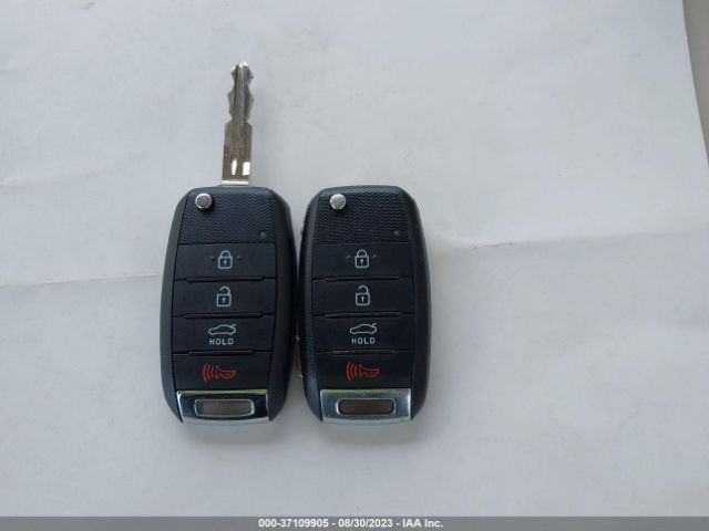 KNAFK4A67G5598127 KIA FORTE LX