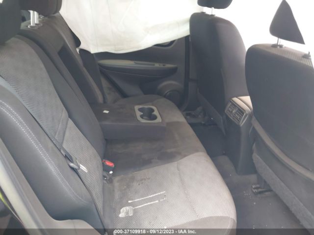 JN1BJ1CP7KW243795 Nissan Rogue Sport Sv