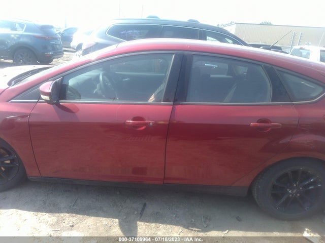 2016 FORD FOCUS SE VIN: 1FADP3K27GL248483