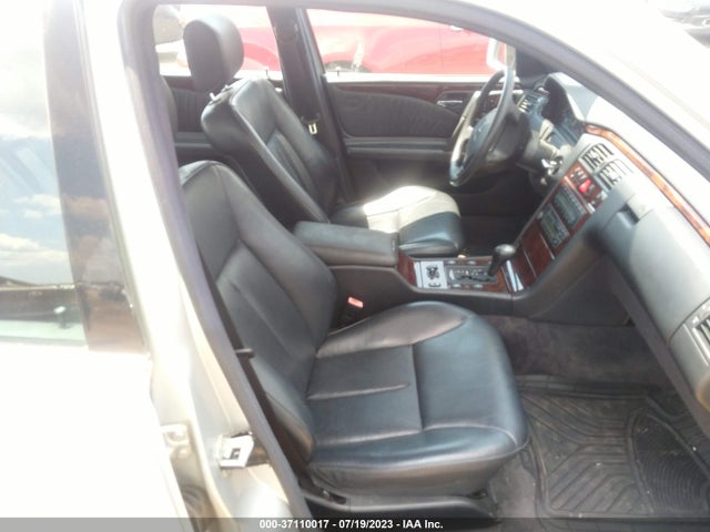 1998 MERCEDES-BENZ E-CLASS VIN: WDBJF65FXWA444443