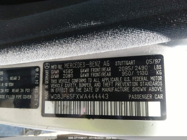 1998 MERCEDES-BENZ E-CLASS VIN: WDBJF65FXWA444443