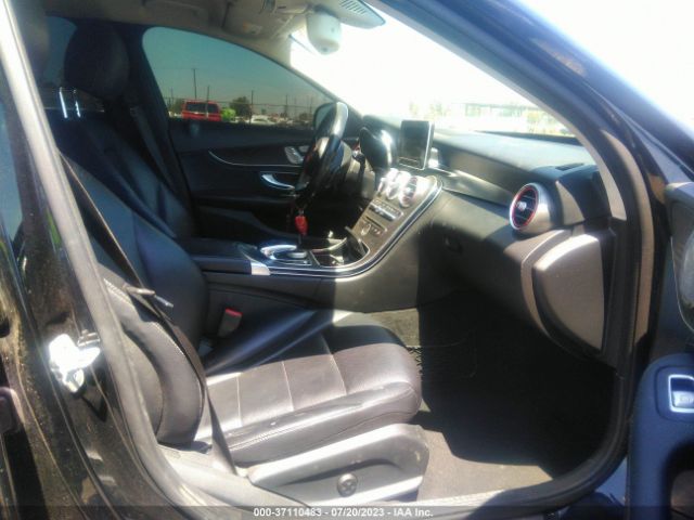 55SWF4JB4FU079097 Mercedes-Benz C-class C 300