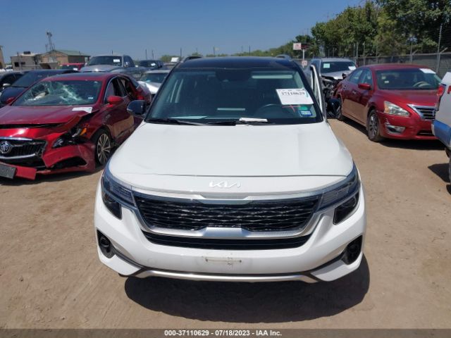 KNDEU2AAXN7308997 KIA SELTOS S