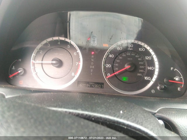 2010 HONDA ACCORD SDN EX-L VIN: 1HGCP3F82AA003213