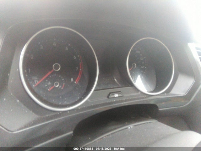 3VV1B7AX0JM016427 Volkswagen TIGUAN S