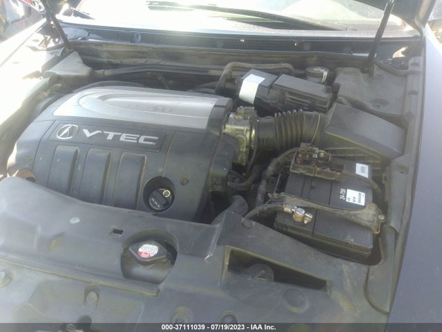 2005 ACURA RL VIN: JH4KB16545C015438