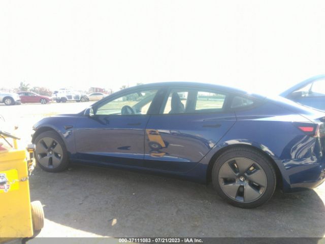 5YJ3E1EAXPF384404 Tesla MODEL 3