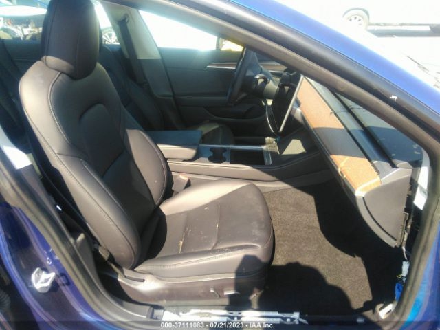 5YJ3E1EAXPF384404 Tesla MODEL 3