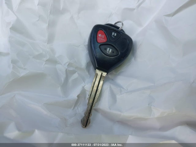 2010 TOYOTA RAV4 VIN: JTMZF4DV2AD021977