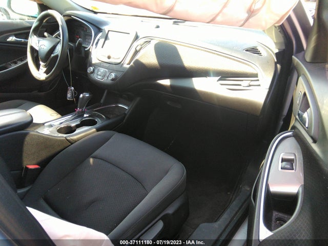 Chevrolet MALIBU LT 2018 1G1ZD5ST9JF204609 Image 11