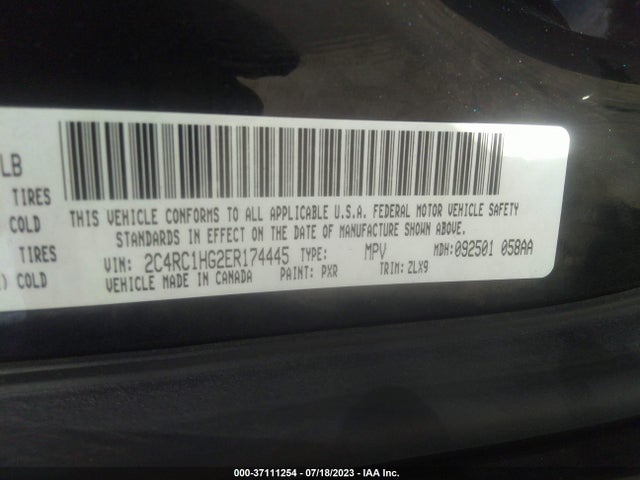 2C4RC1HG2ER174445 Chrysler Town & Country S