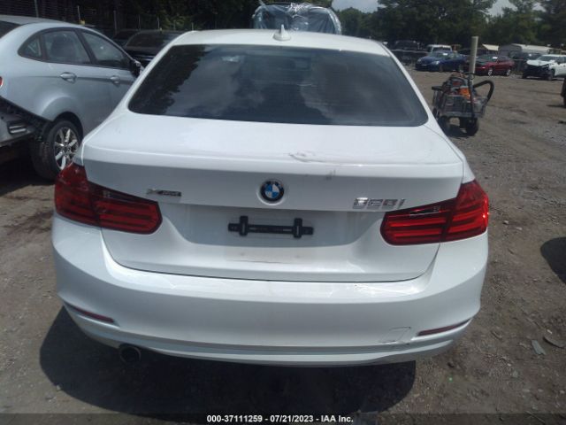 WBA3C3G55ENR25484 BMW 3 Series 320i Xdrive