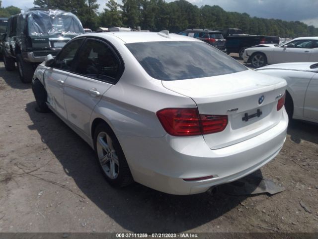 WBA3C3G55ENR25484 BMW 3 Series 320i Xdrive