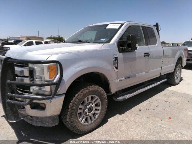 1FT7X2BT0HEE18263 Ford Super Duty F-250 Srw Xlt/lariat/xl