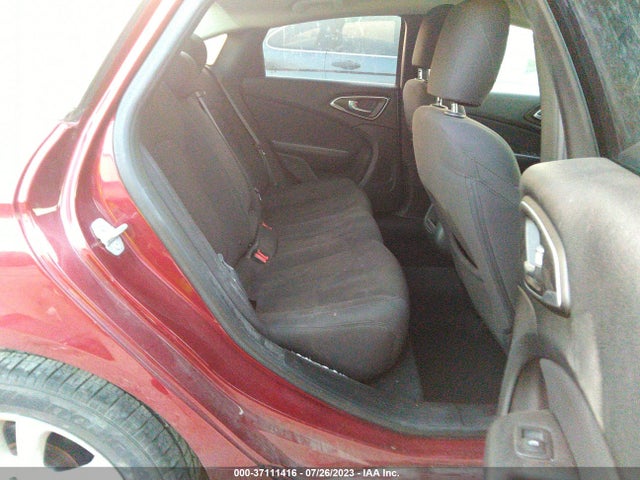 1C3CCCAB8FN649647 Chrysler 200 Limited