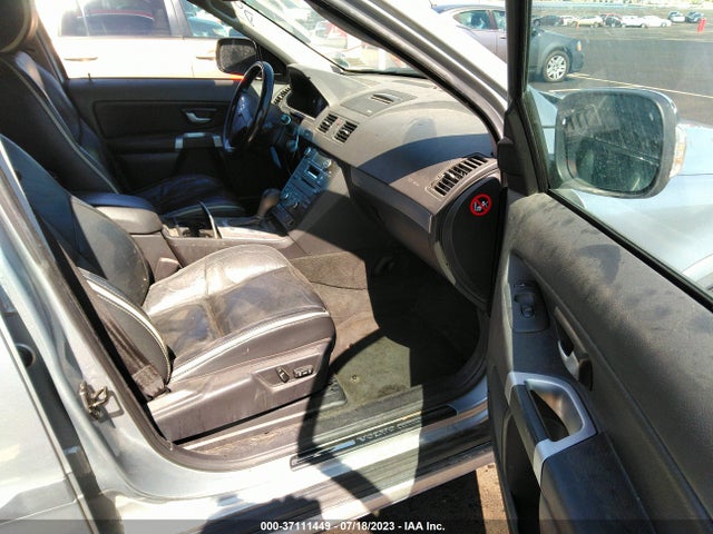 2010 VOLVO XC90 I6 R-DESIGN VIN: YV4982CT2A1552870