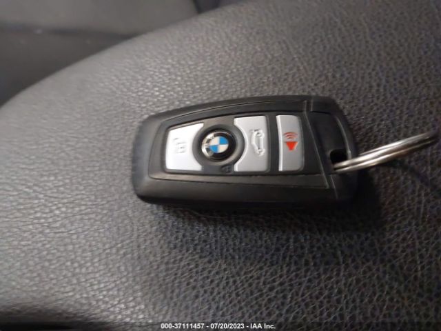 WBA8E5G56JNV01737 BMW 320i Xdrive