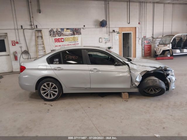 WBA8E5G56JNV01737 BMW 320i Xdrive