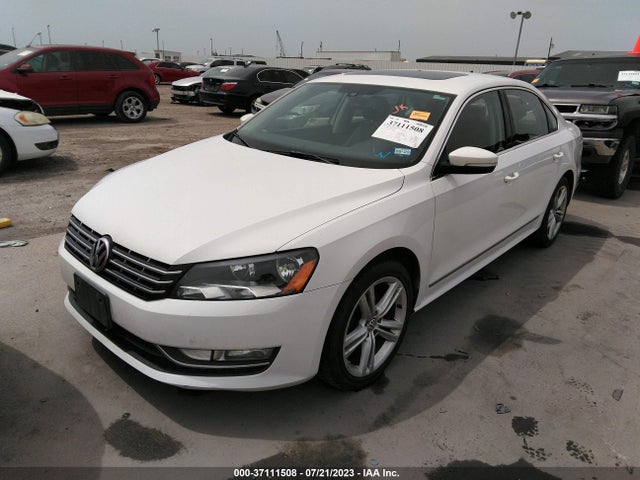1VWBN7A32EC077175 Volkswagen Passat Tdi Se W/sunroof & Nav