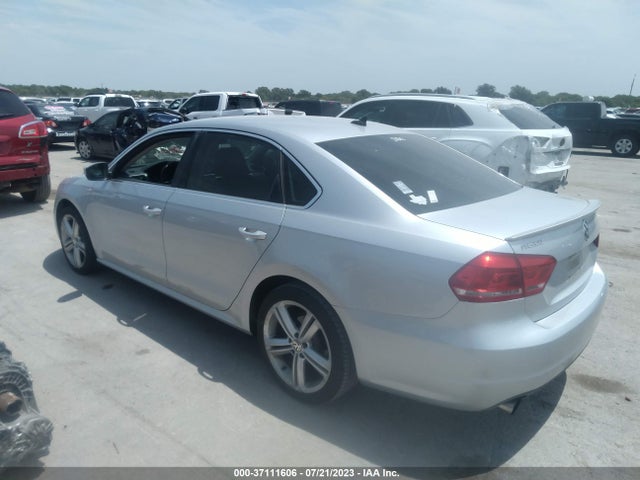 1VWAS7A35EC038813 Volkswagen Passat Wolfsburg Ed