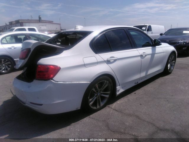 WBA3C1C54FK124638 BMW 3 Series 328i