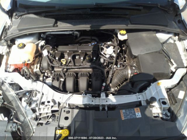 1FADP3M20JL231044 Ford FOCUS SEL