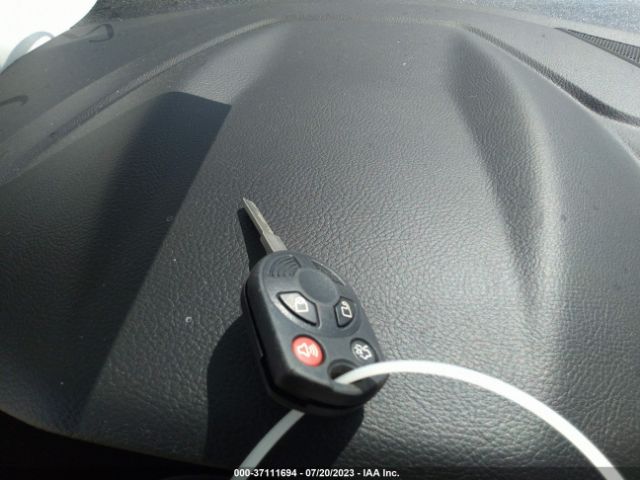 1FADP3M20JL231044 Ford FOCUS SEL