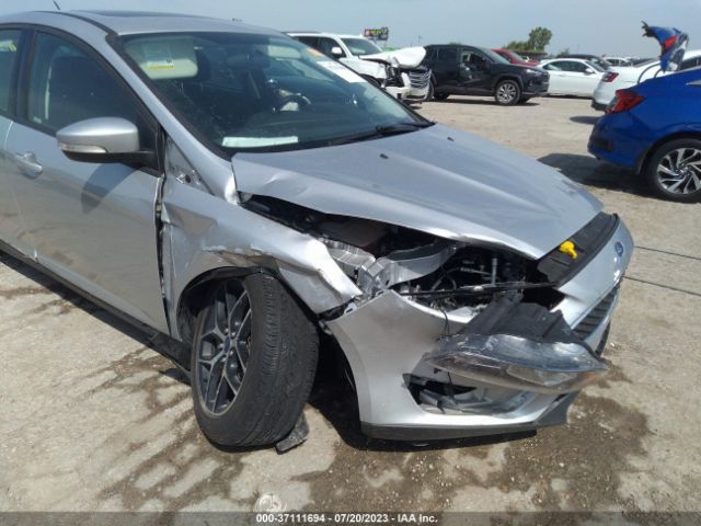 1FADP3M20JL231044 Ford FOCUS SEL