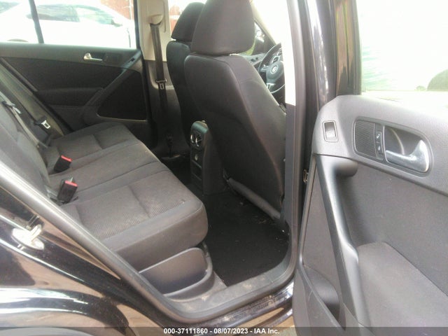 WVGAV3AXXEW502095 Volkswagen TIGUAN S
