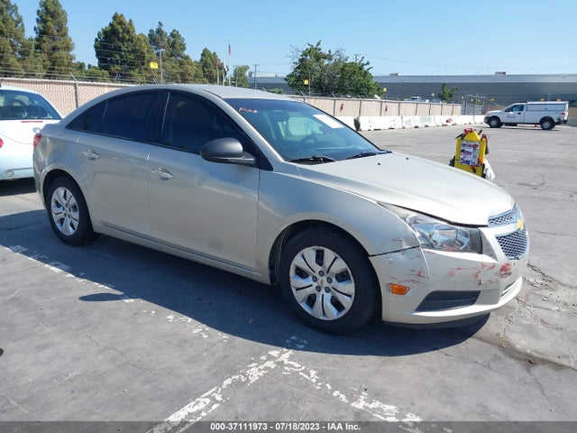 2014 1G1PA5SH2E7468072 main image