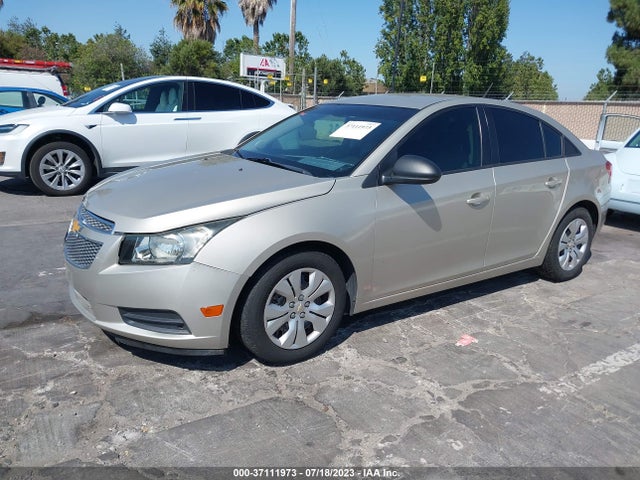 Chevrolet CRUZE LS 2014 1G1PA5SH2E7468072 Image 2