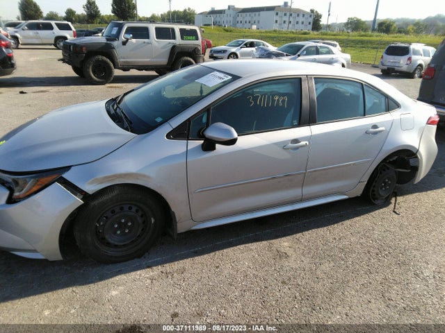 Toyota COROLLA LE 2022 5YFEPMAE2NP360158 Image 12