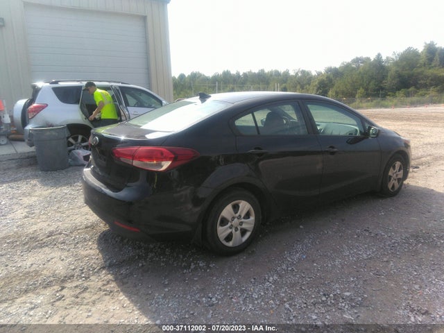 KIA FORTE LX 2017 3KPFK4A70HE054943 Image 10