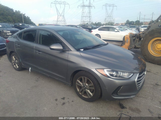 2018 5NPD84LF8JH274424 main image